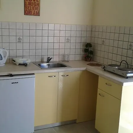 Elena Apartmán *