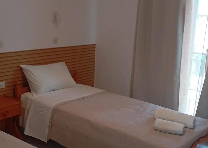 Elena 1 Kávos