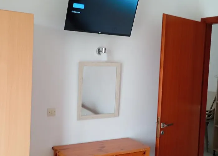 Elena 1 Kávos